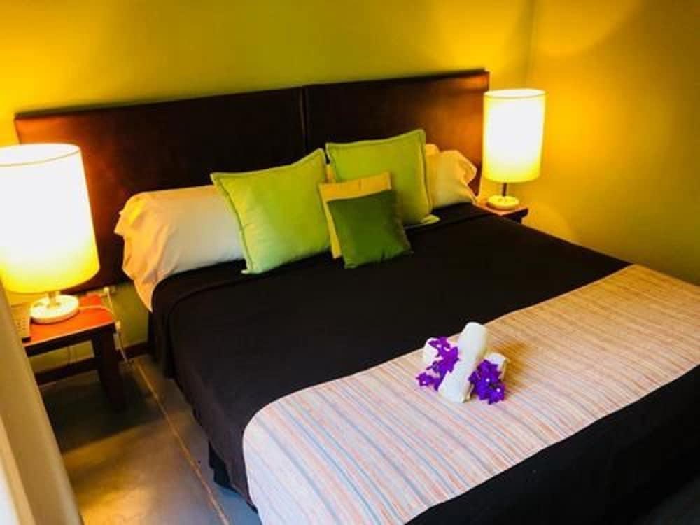 Raices Amambai Lodges Puerto Iguazú Eksteriør bilde